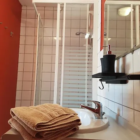 Studio Chaleureux Independant Et Tout Confort 30m² דירה